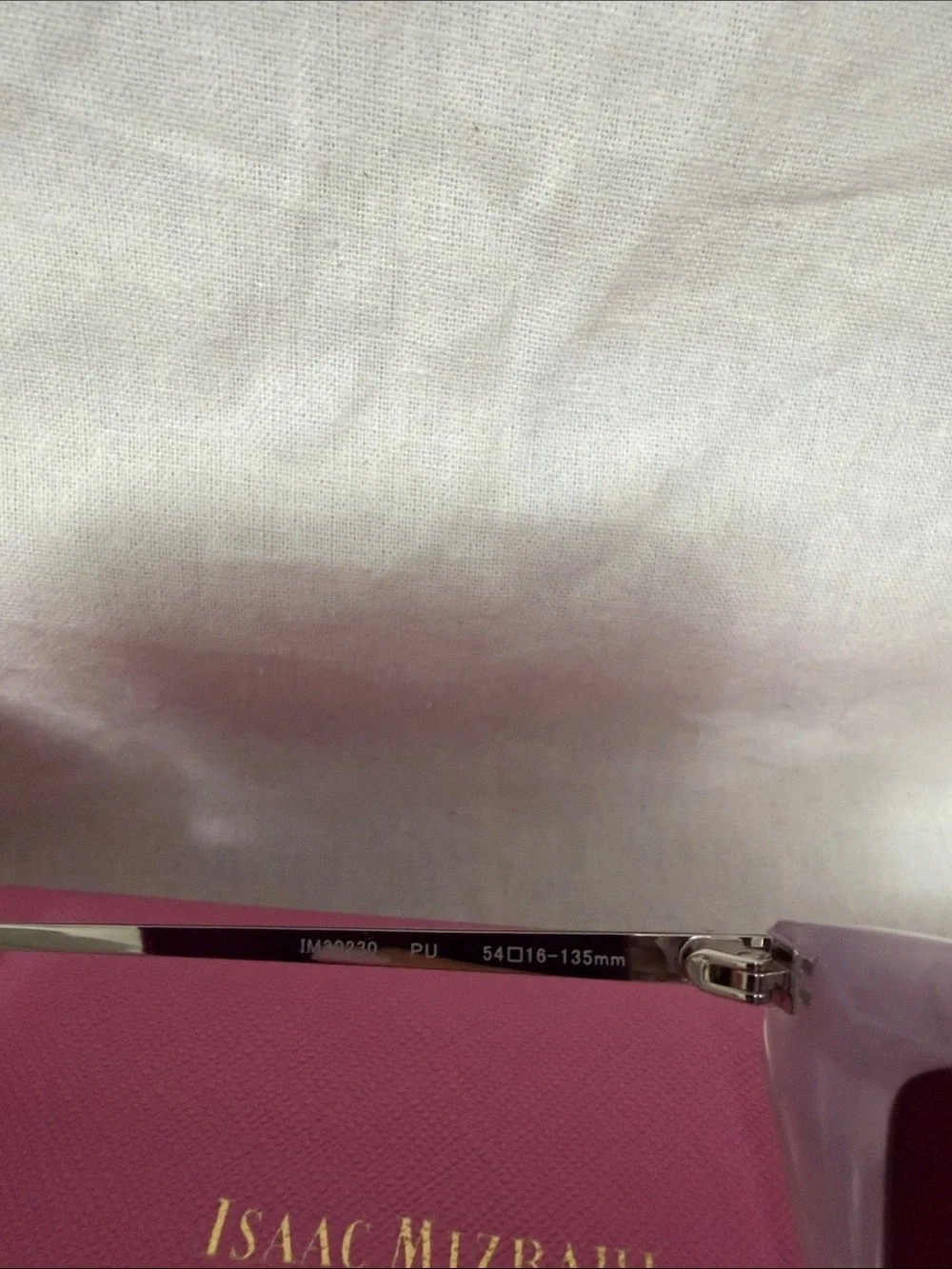 Isaac Mizrahi mauve cat-eye sunglasses with pink case